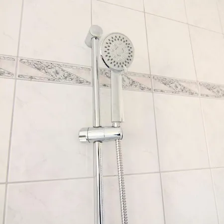 Whg./flat Am Grossen Garten In 드레스덴