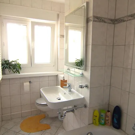 아파트 Whg./flat Am Grossen Garten In