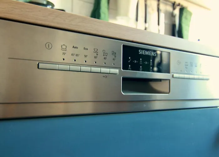 Whg./flat Am Grossen Garten In Apartament Drezno