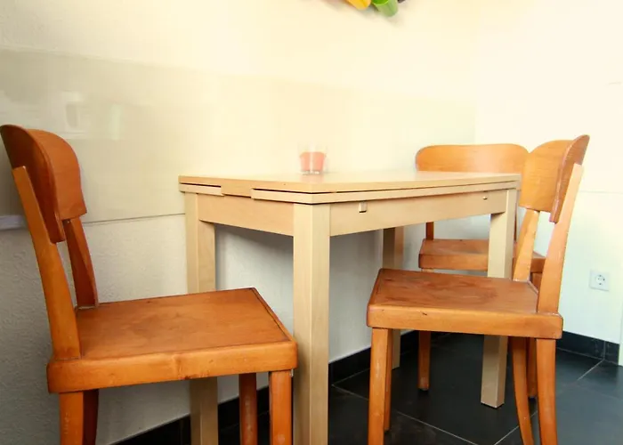 Apartman Whg./flat Am Grossen Garten In *